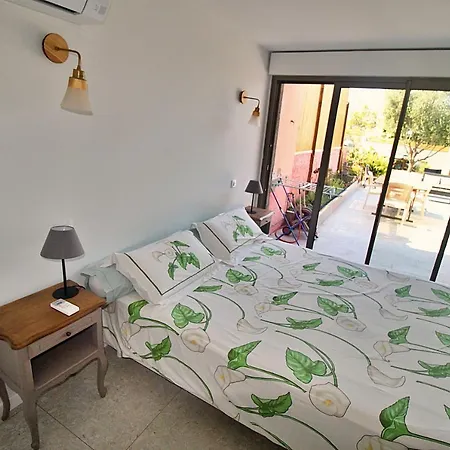 Rez De Aspretto Lazaret Pensión