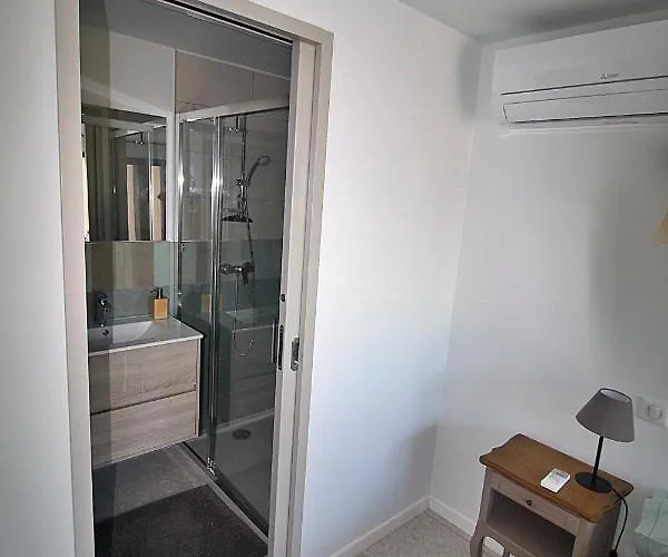 Rez De Aspretto Lazaret 4*